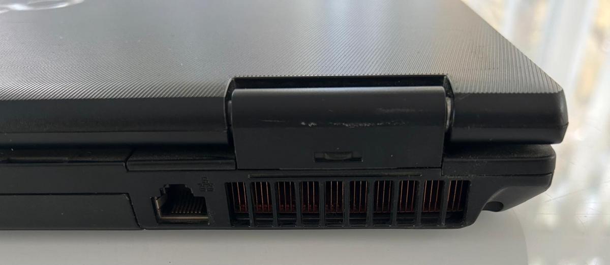 Fujitsu Lifebook E752